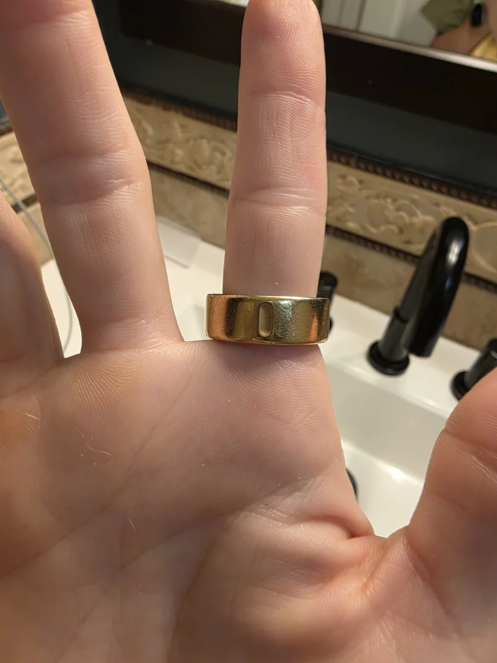 Oura 4 Gold Size 7